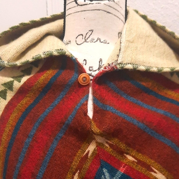 Cozy Warm Ecuadorian Multi Color Poncho - Picture 6 of 12